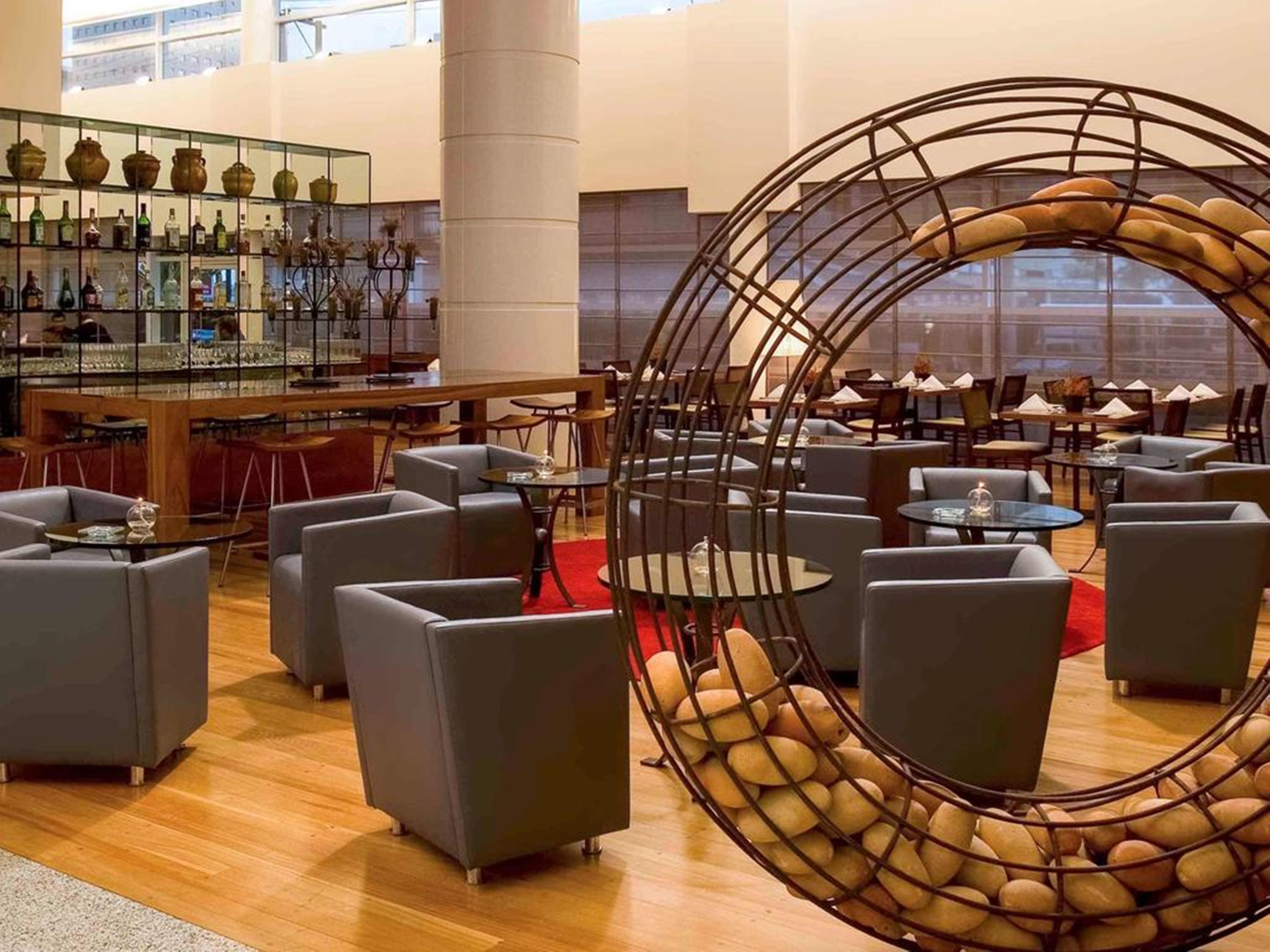 Grand Mercure Sao Paulo Vila Olimpia Exterior foto The lounge at the airport