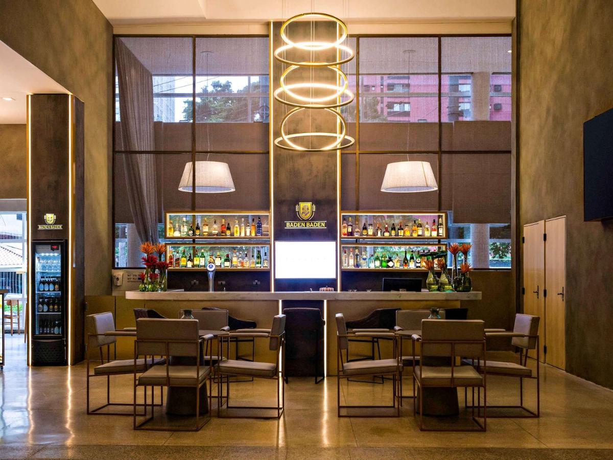 Grand Mercure Sao Paulo Vila Olimpia Exterior foto The bar at the hotel